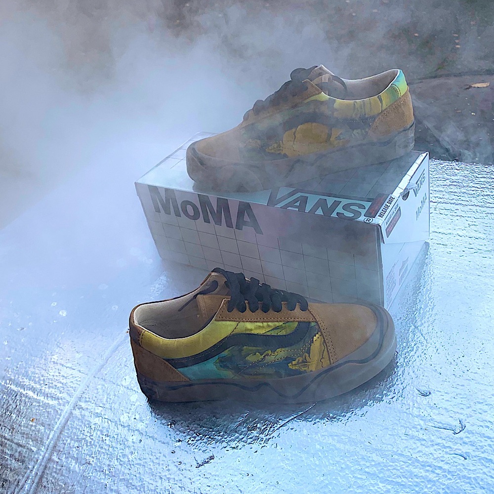 Vans Moma